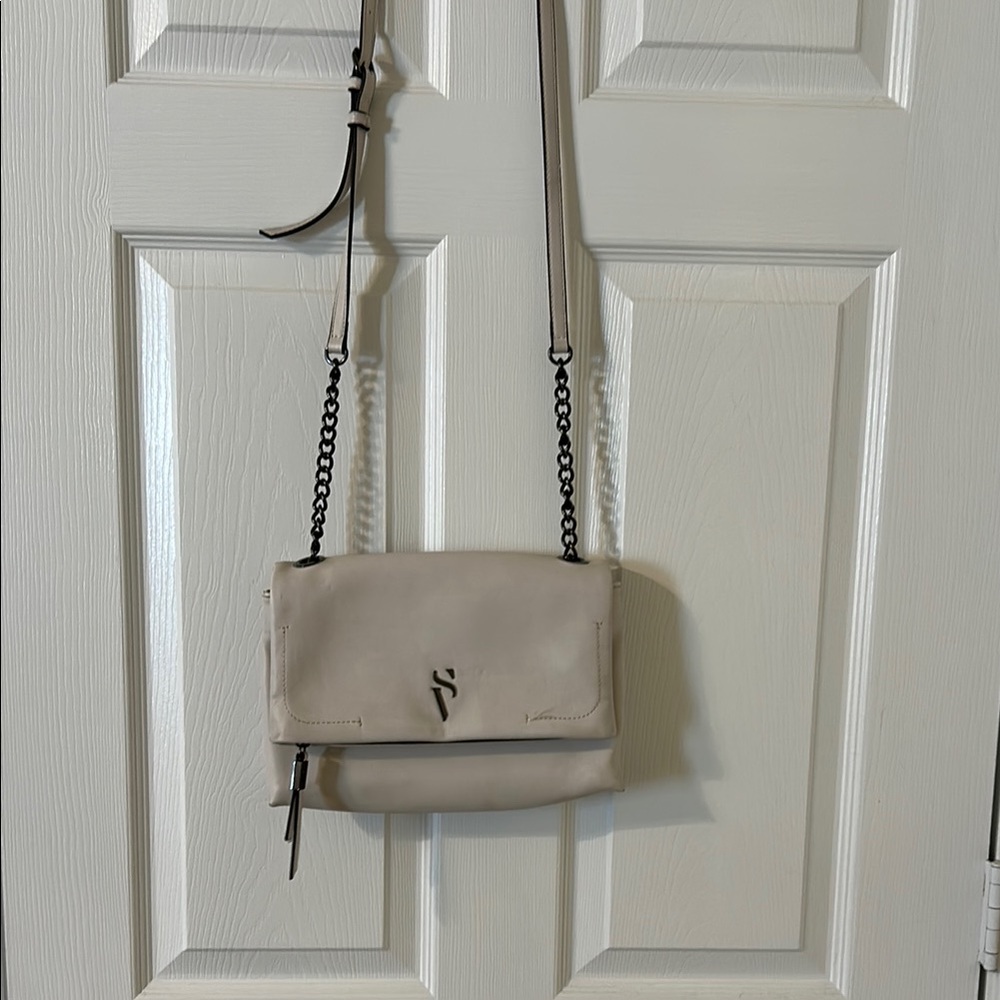 Elegant White Crossbody Bag